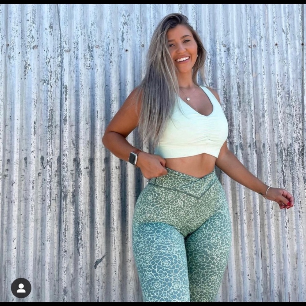 Buff bunny eden print green siren leggings